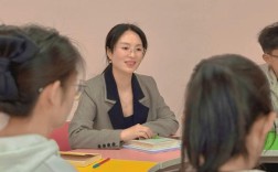 视频辅导员如何平衡专业性与亲和力，才能让学生真正敞开心扉？