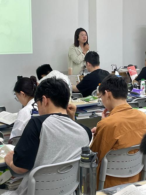 清华美院考前辅导班真能助力圆梦吗？-图2