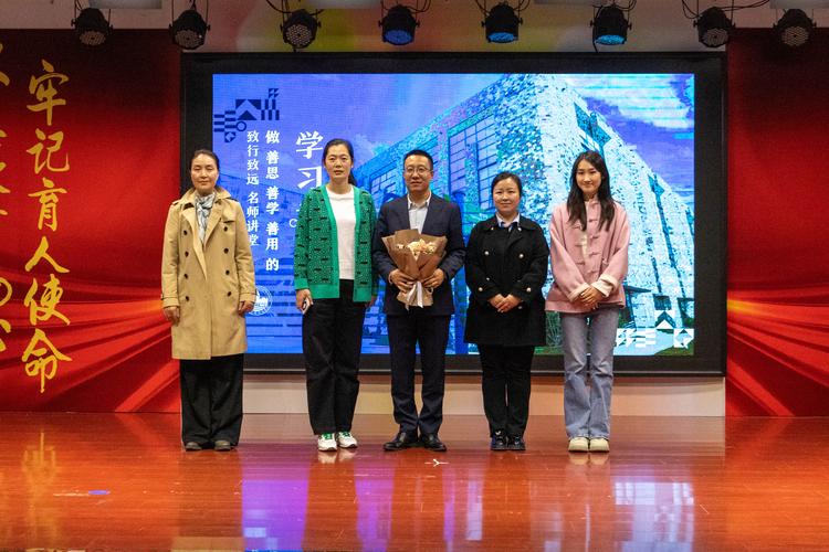 东软信息学院辅导员是做什么的？-图2