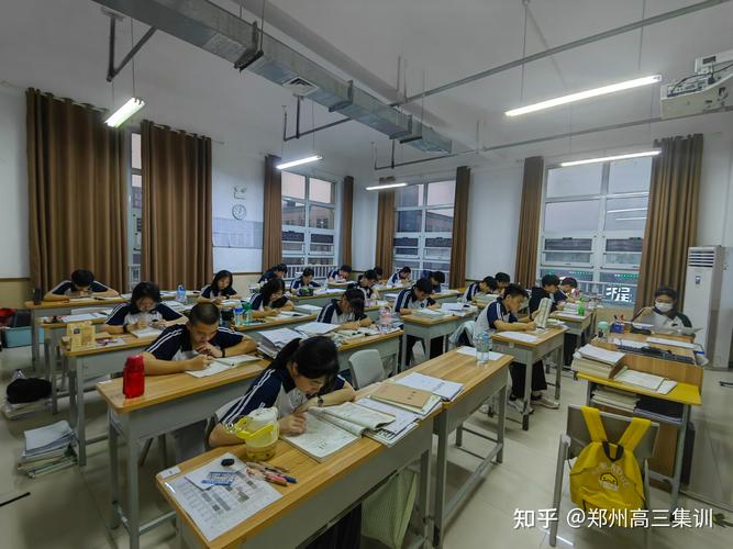郑州高考辅导班哪家提分效果好？-图1