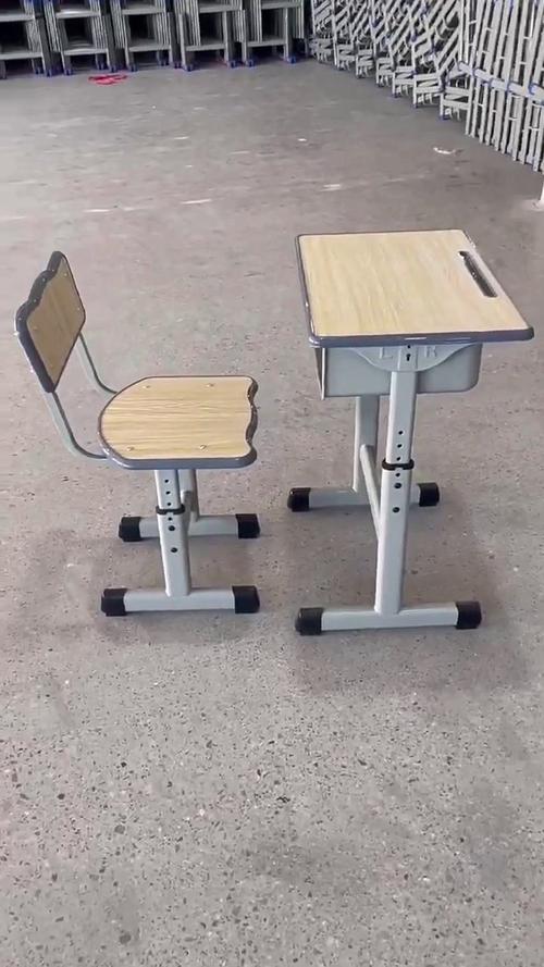 辅导班课桌如何提升学习效率？-图2