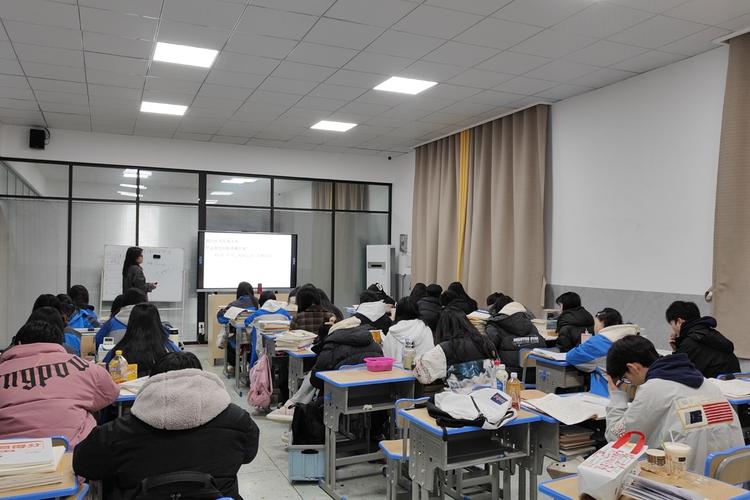 沉思辅导班，是沉思还是辅导？-图3