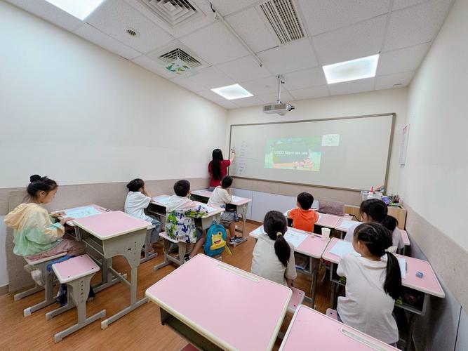 幼儿英语辅导班如何有效启蒙？-图1