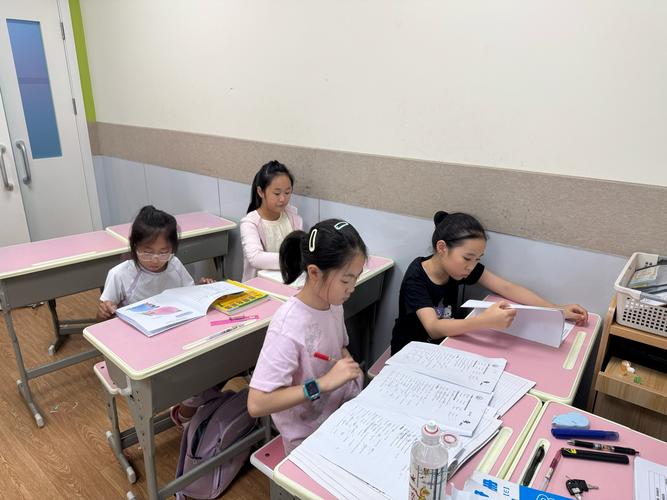 初一暑假英语辅导，孩子真能快速提升吗？-图3