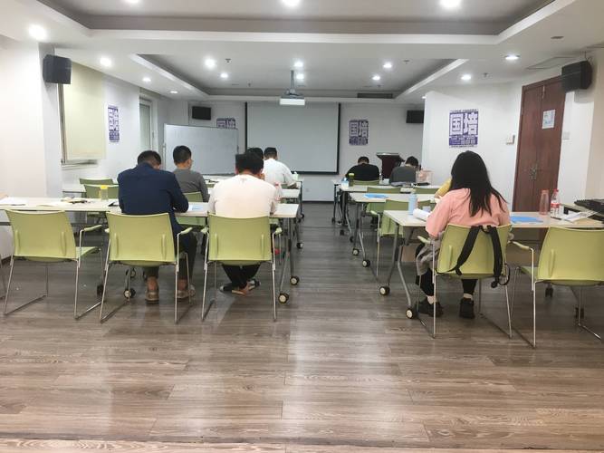 公务员面试辅导机构真能提升面试成功率吗？-图1