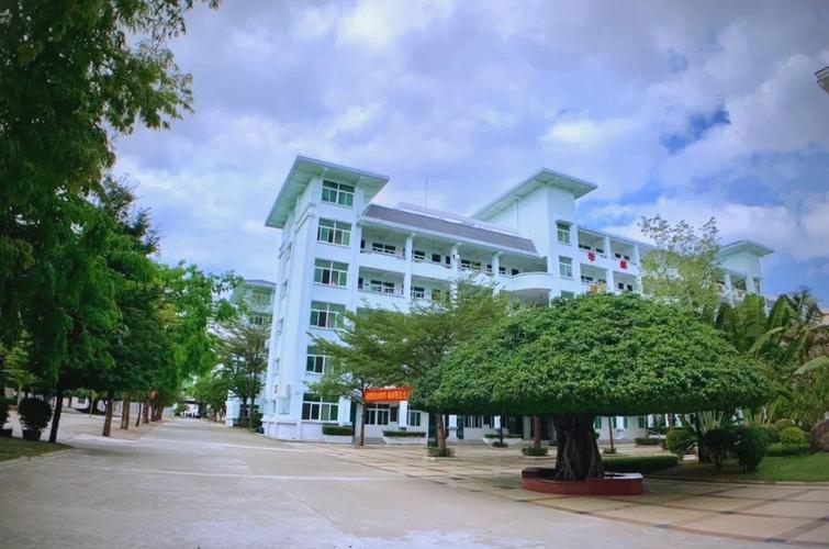 三亚高中辅导机构哪家好?-图2 三亚高中辅导机构哪家好?-图2