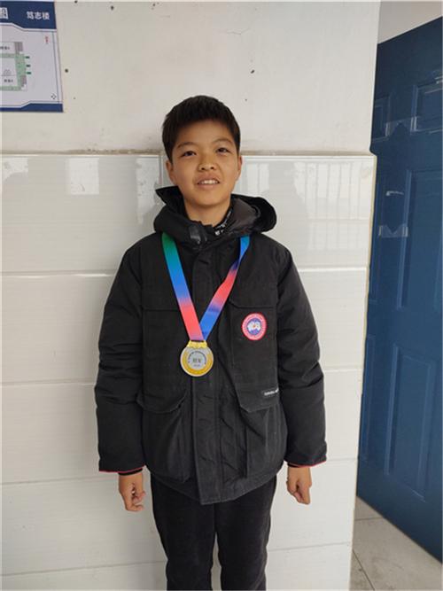 先进科技辅导员如何赋能教育创新？-图1