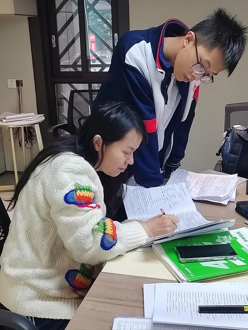 大学生当辅导老师-图1