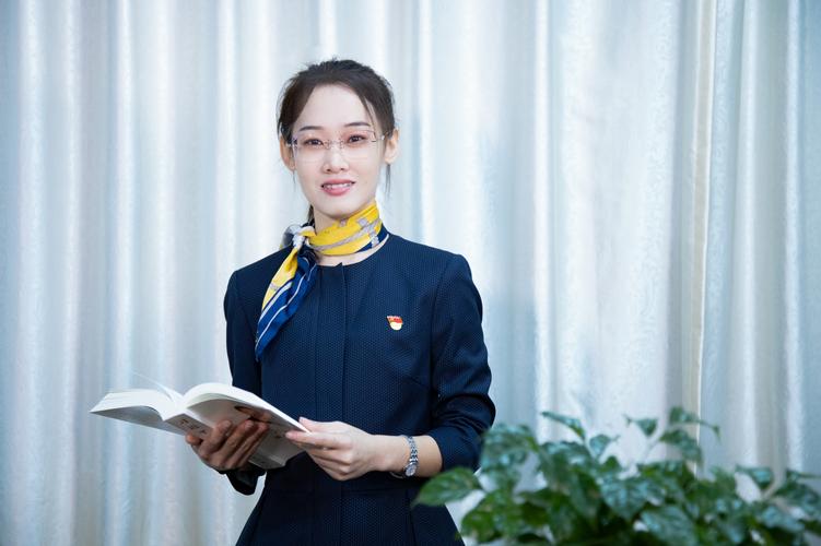 事业单位辅导员如何做好学生思政工作？-图1