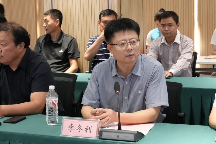 辅导员院长，身份如何定位？-图2