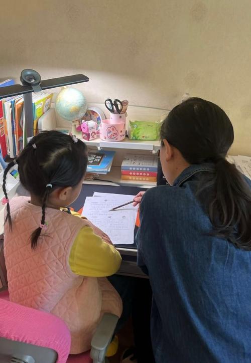 网上小学辅导真的能提升成绩吗？-图1