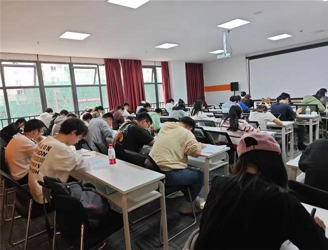 成都法硕辅导机构哪家强?-图3 成都法硕辅导机构哪家强?-图3