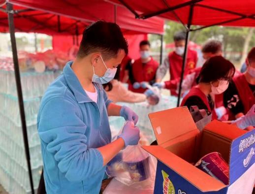 面对疫情辅导员在行动-图2