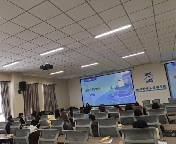 新疆公考辅导机构哪家强?-图1 新疆公考辅导机构哪家强?-图1