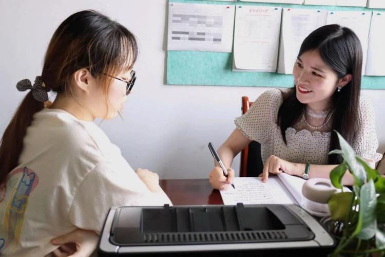 大学辅导员谈心，谈什么？怎么谈才有效？-图2