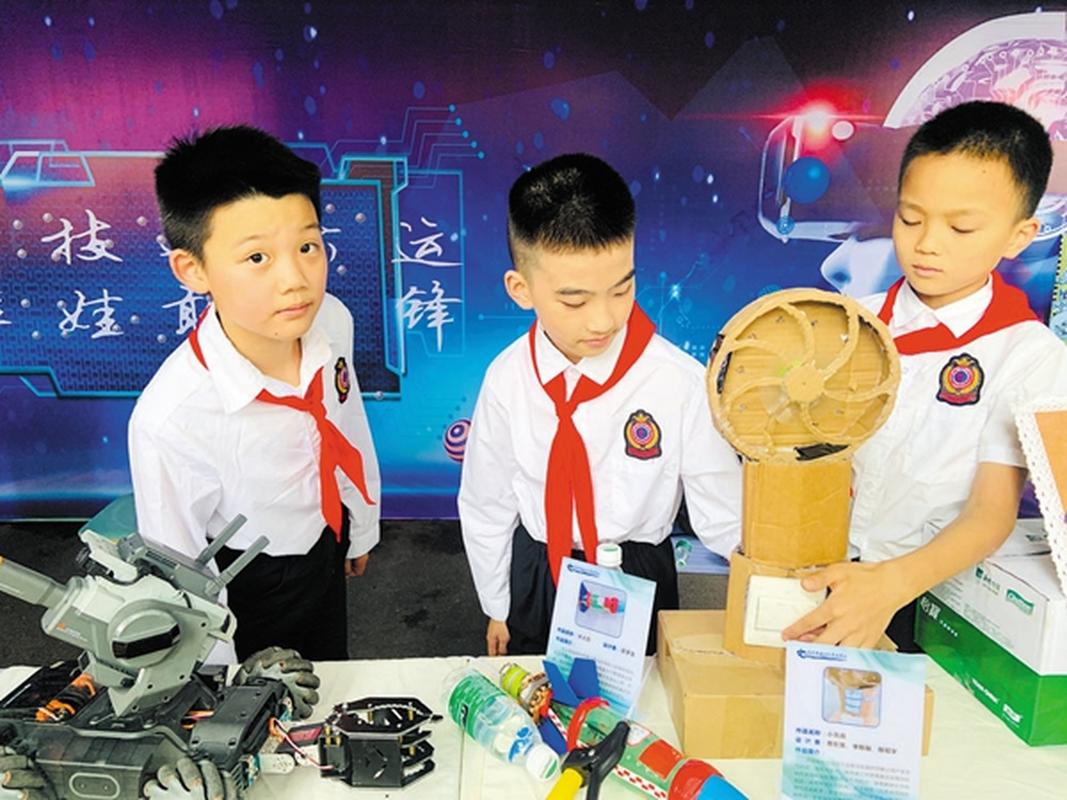 科技辅导员创新项目如何突破传统教育模式,有效激发学生创新思维与实践能力?-图3 科技辅导员创新项目如何突破传统教育模式,有效激发学生创新思维与实践能力?-图3