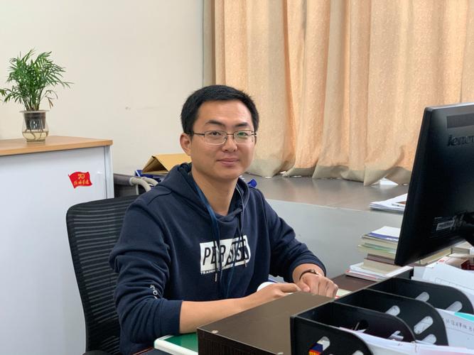 男生当辅导员，有哪些独特优势与挑战？-图3