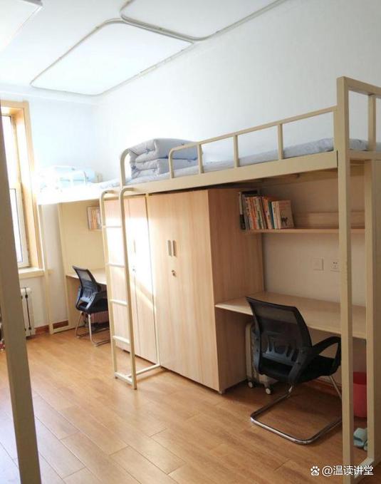 武大辅导员住学生宿舍?有何考量?-图1 武大辅导员住学生宿舍?有何考量?-图1