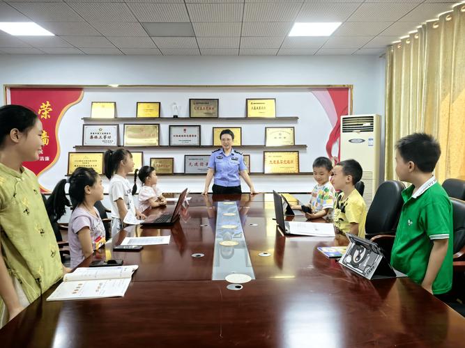 警察辅导班?警考捷径还是合规培训?-图1 警察辅导班?警考捷径还是合规培训?-图1