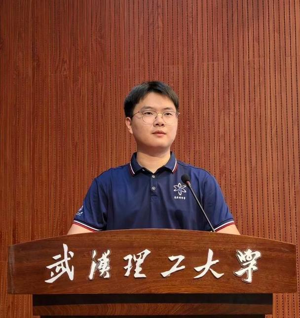 大学辅导员为何多是硕士学历？-图2