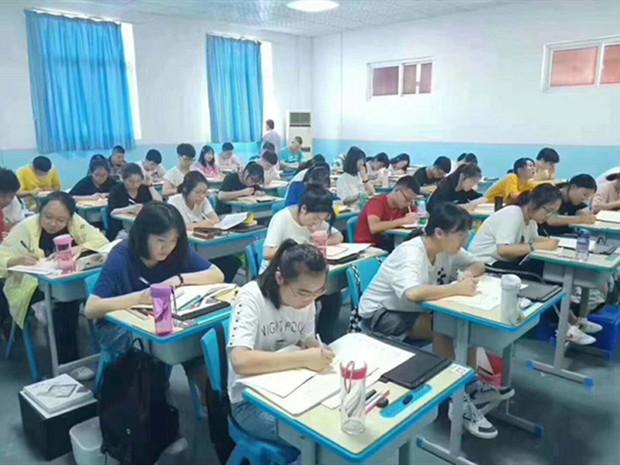 黄骅辅导班怎么选？哪家更靠谱？-图1