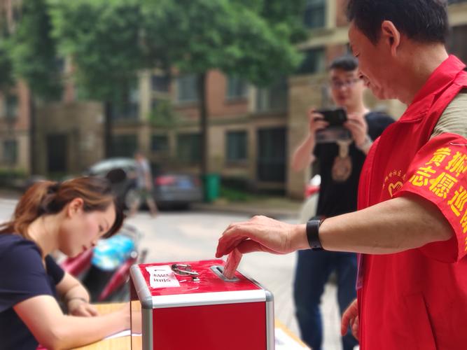 给辅导员发红包合适吗?-图2 给辅导员发红包合适吗?-图2