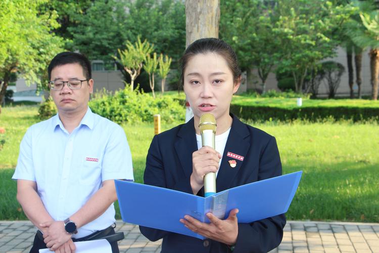 新疆农业大学辅导员有何育人特色？-图3