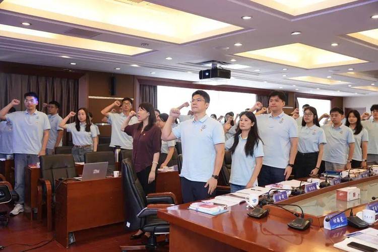 辅导员四个一-图3