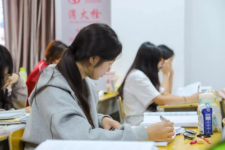 厦门高中课外辅导哪家强？-图1