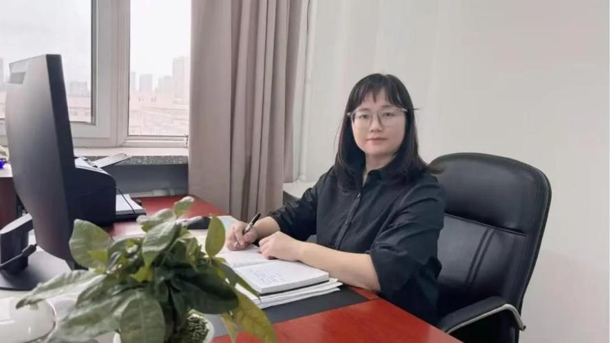 鞍山师范辅导员-图1